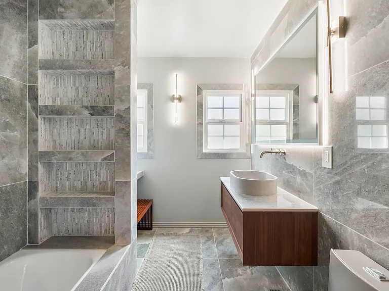 4766 Terrace Dr — Photo 12