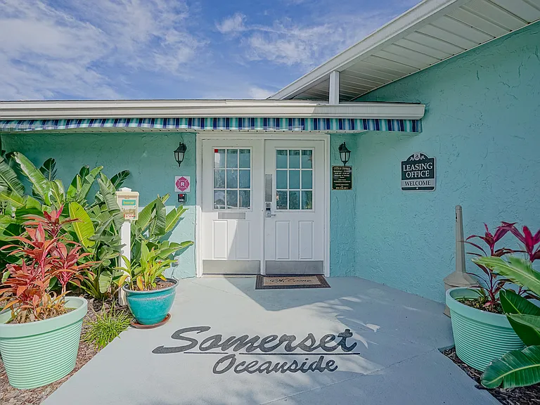 Somerset Oceanside Apartments — Photo 29