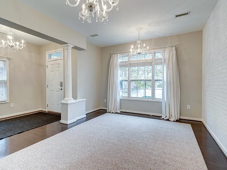 3930 Redbud Rd — Photo 3