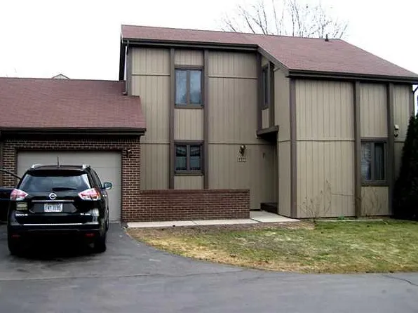 5836 Staghorn Dr #A, Toledo, OH 43614