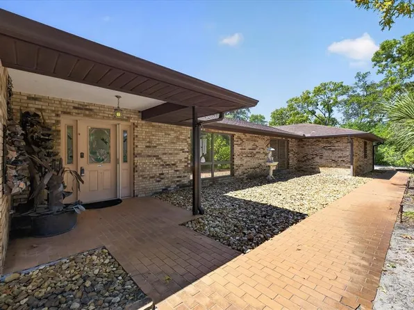 7038 San Jose Loop, New Port Richey, FL 34655