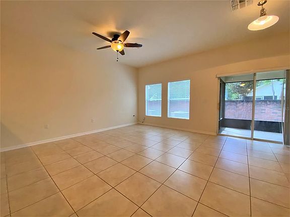 3rd image of 146 Angel Trumpet Way