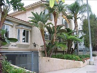1st image of 14328 Magnolia Blvd APT 4