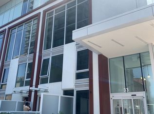 33 Helendale Ave #2513, Toronto, ON M4R 1C5