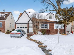 115 Hartwich St, Maywood, NJ 07607