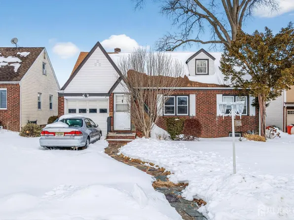 115 Hartwich St, Maywood, NJ 07607