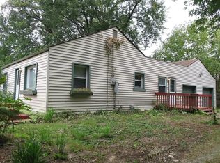 6346 W Mohican Dr, Powell, OH 43065