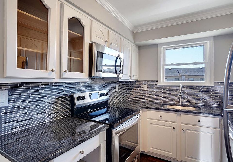 1st image of 14 Wharfside Dr