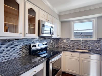 14 Wharfside Dr, Monmouth Beach, NJ, 07750
