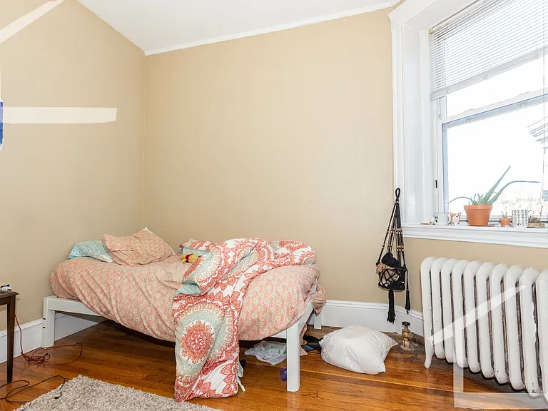 30 Egmont St #9 — Photo 9