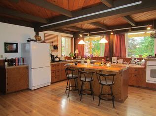 4234 Linnell Rd, Deming, WA 98244