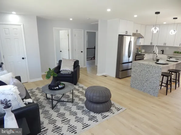 5927 Berwyn Rd, College Park, MD 20740