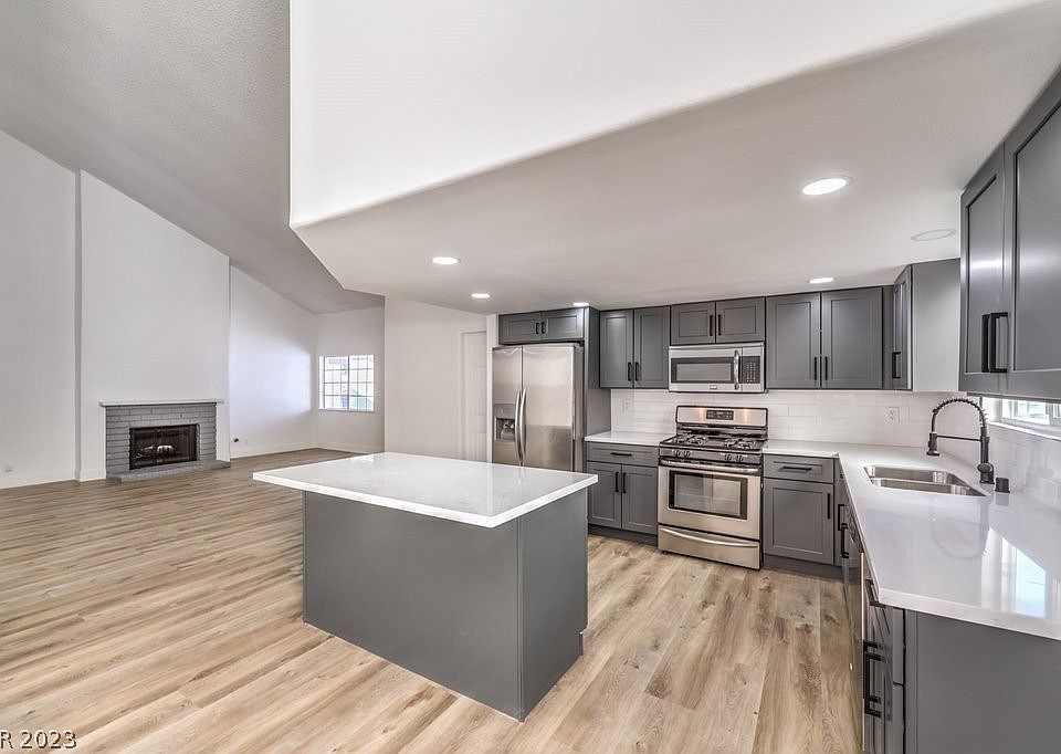460 Searchlight Dr, Las Vegas, NV 89110 Zillow
