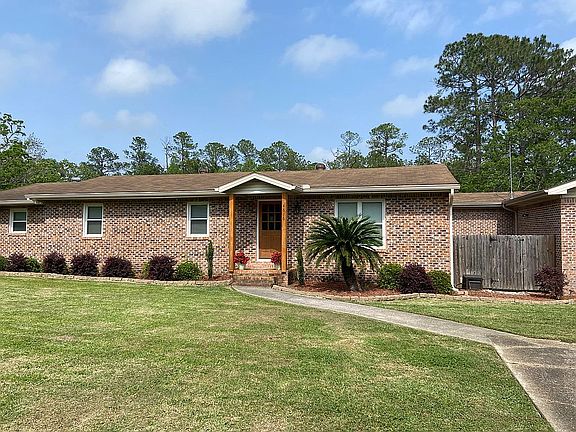 4th image of 4616 Holly Heath Dr