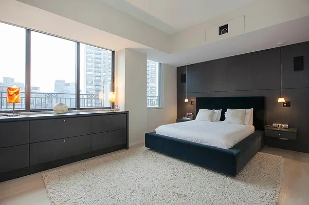 Sold by Town Residential | media 17