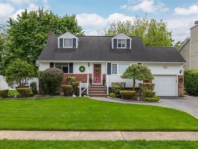 146 N Chestnut Street, Massapequa, NY, 11758