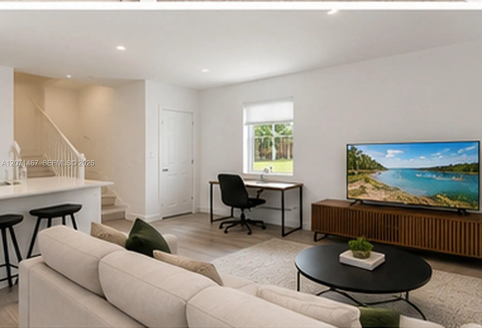3 bed, 1250 sqft, $3,200 — Photo 2