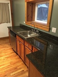 4th image of 4300 N Whipple St #G