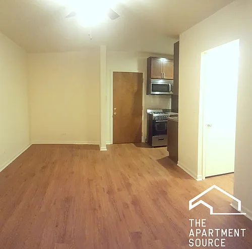 4033 N Kenmore Ave #210 Photo 1