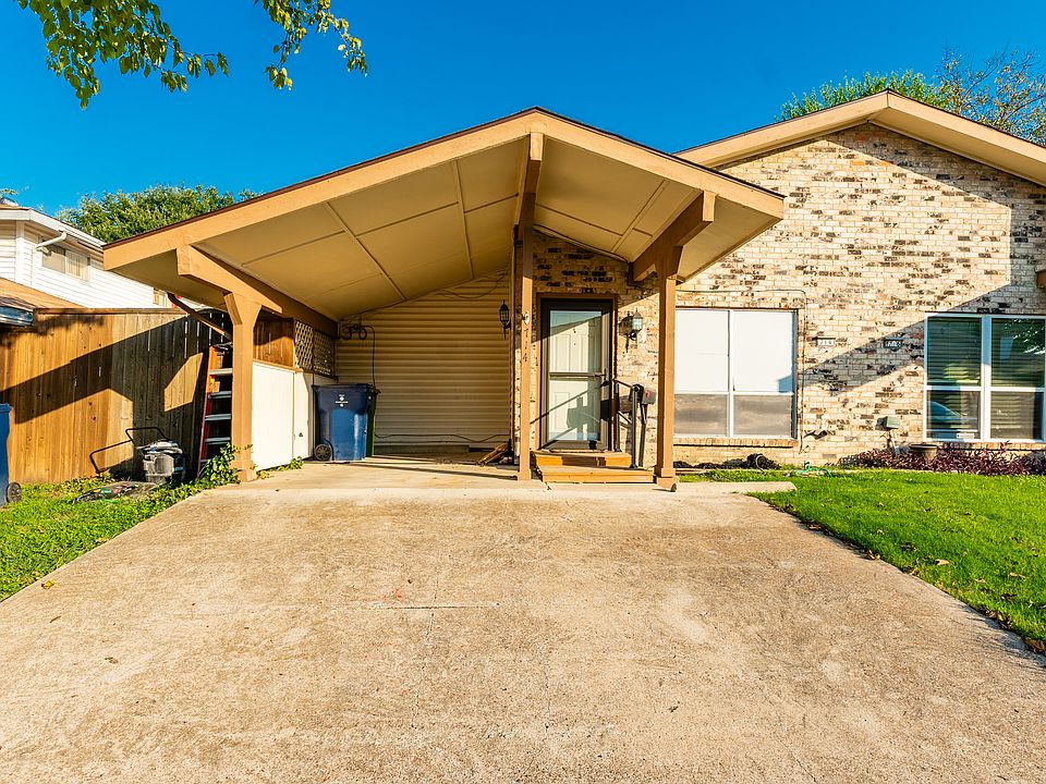1st image of 714 Sceptre Cir