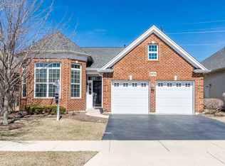 3876 Valhalla Dr, Elgin, IL 60124