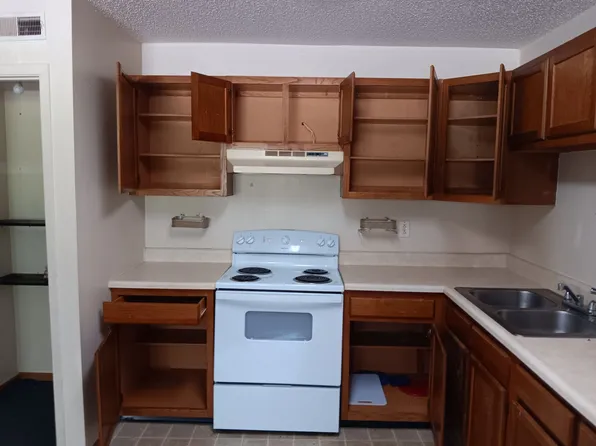 8743 Commercial Blvd #G, Pevely, MO 63070