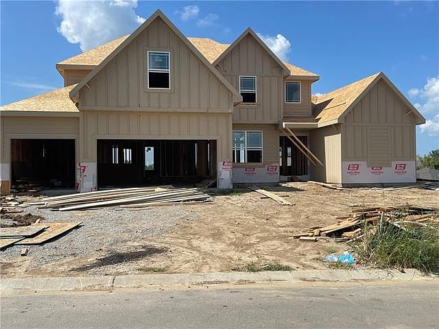 1st image of 4527 NE 88th St
