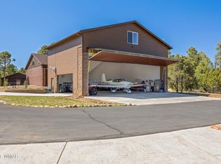2844 Chandelle Ln, Overgaard, AZ 85933
