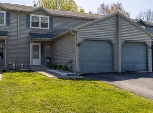 8228 Vicksburg Pl, Baldwinsville, NY 13027
