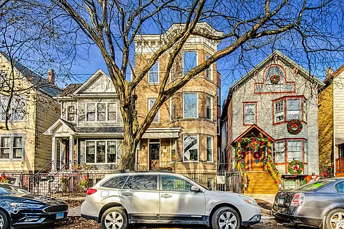 1332 W Nelson St #GDN Photo 1