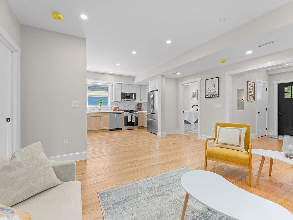 1st image of 194 Washington Ave #2