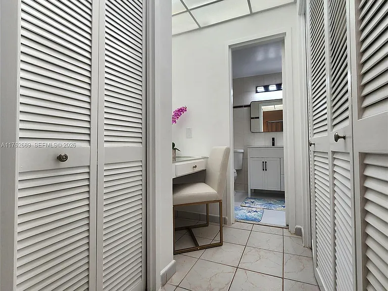 3505 S Ocean Dr #819 — Photo 10