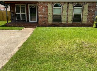 6 Findlay St, Hattiesburg, MS 39402