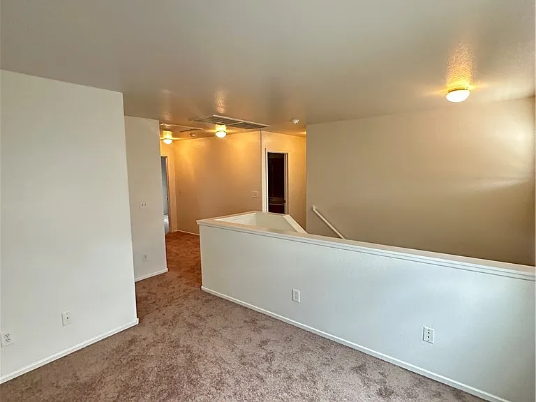 2844 Woodland Park Ave — Photo 13