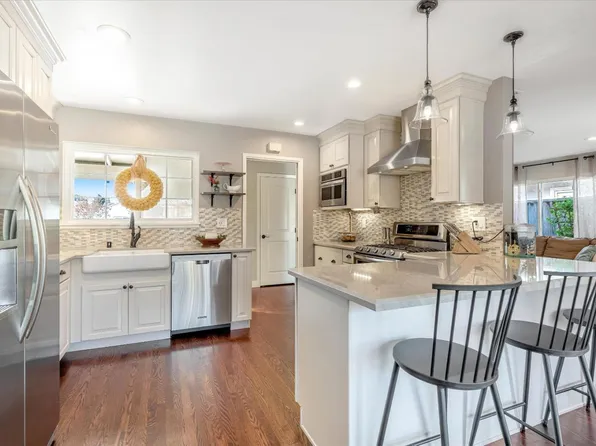 3254 Vistamont Dr, San Jose, CA 95118