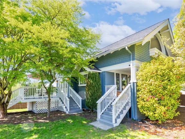 6017 Lake Washington Boulevard SE, Bellevue, WA 98006