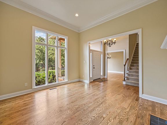 4th image of 2980 Hampton Cove Way SE
