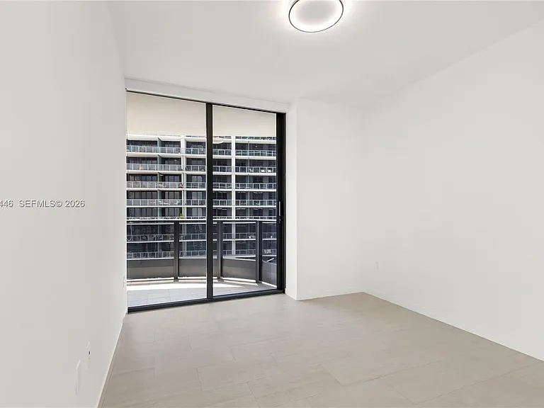 1000 Brickell Plz #4015 — Photo 33