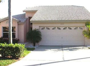 4305 Muirfield Dr, Bradenton, FL 34210