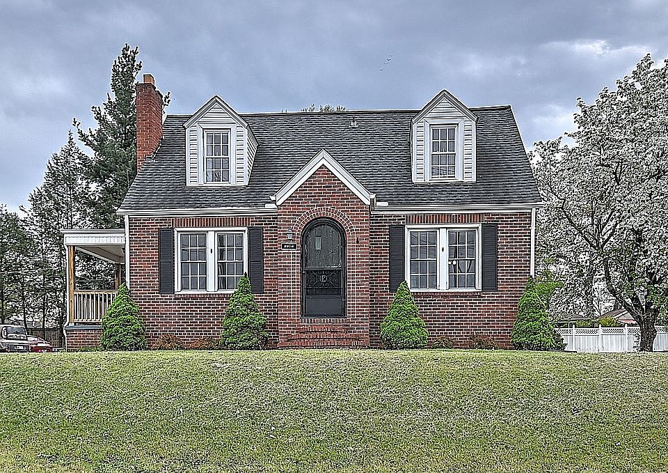 1st image of 2216 Fort Henry Dr