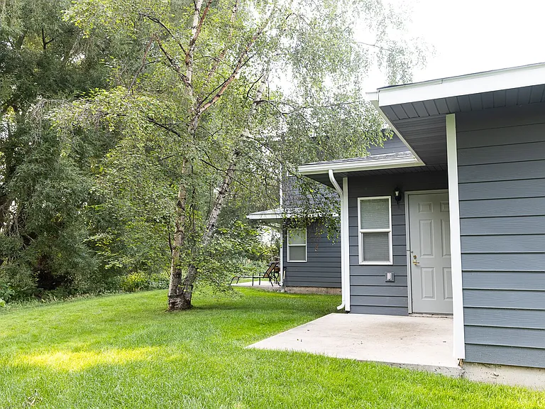 Oak Street Town Homes — Photo 12