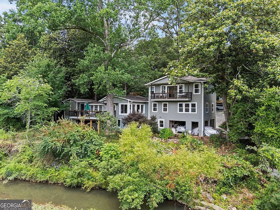 1st image of 4553 Park Dr