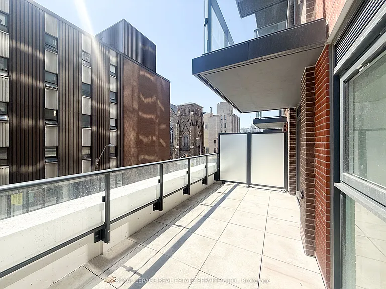 75 James St S #315 — Photo 19