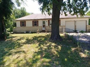 20250 Woodland Rd, Spring Hill, KS 66083