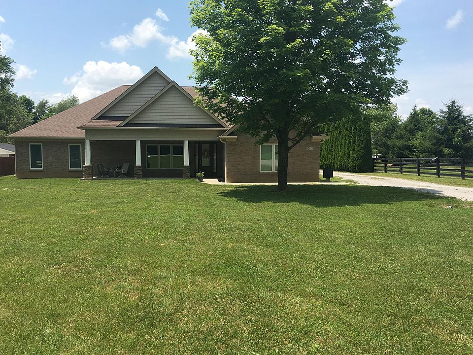 Front view of the apartment duplex building.