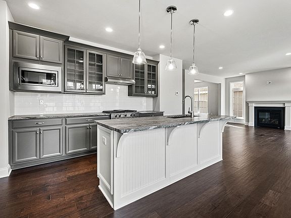5th image of 706 Withers Park Dr #9