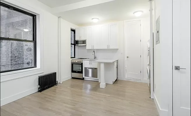 Rented by Compass | media 2