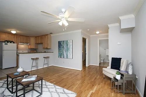 1307 Welch St #4 Photo 1