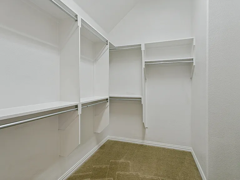 531 Catherine Ln — Photo 10