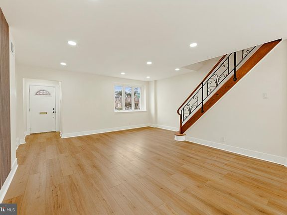 3rd image of 120 E 65th Ave